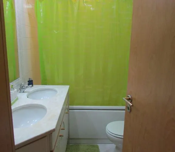 Holaias Holidays Apartament *