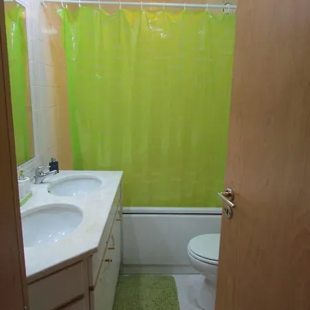 Holaias Holidays Appartement *